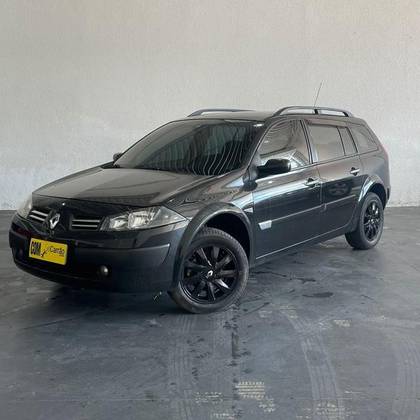 RENAULT MEGANE 1.6 DYNAMIQUE GRAND TOUR 16V FLEX 4P MANUAL RENAULT MEGANE 1.6 DYNAMIQUE GRAND TOUR 16V FLEX 4P MANUAL